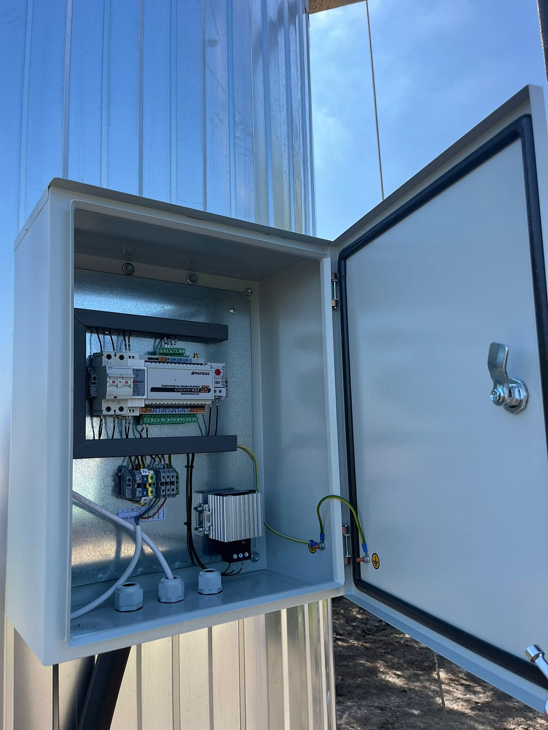 Установка шкафов управления СУПН 2 с радиоуправляемым модулем